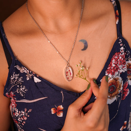 Oval Red Silver Necklace