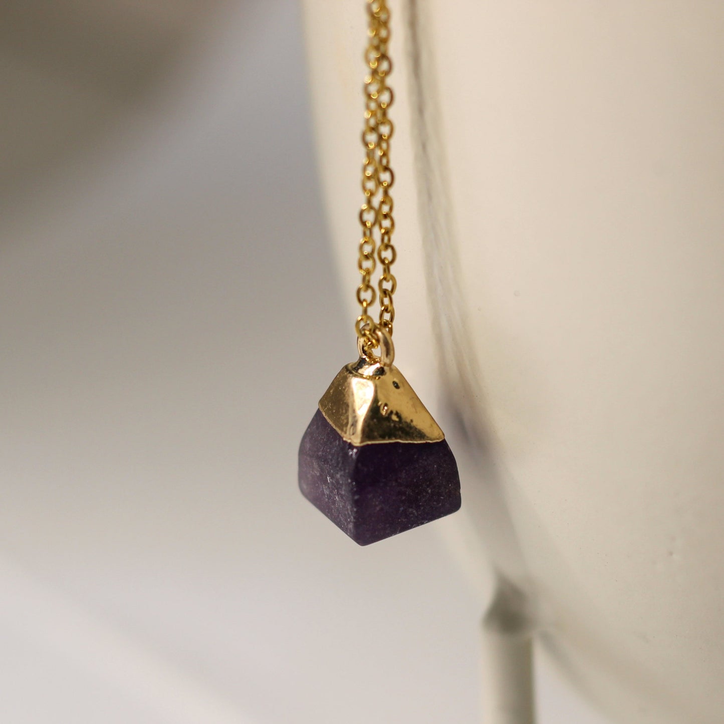 Raw Stone Crystal Necklace Square (Purple)